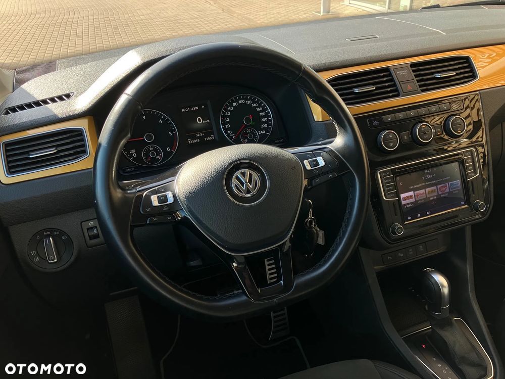 Volkswagen Caddy Maxi 2.0 TDI Highline 4Motion DSG - 25
