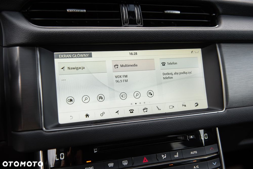 Jaguar XF S AWD - 20