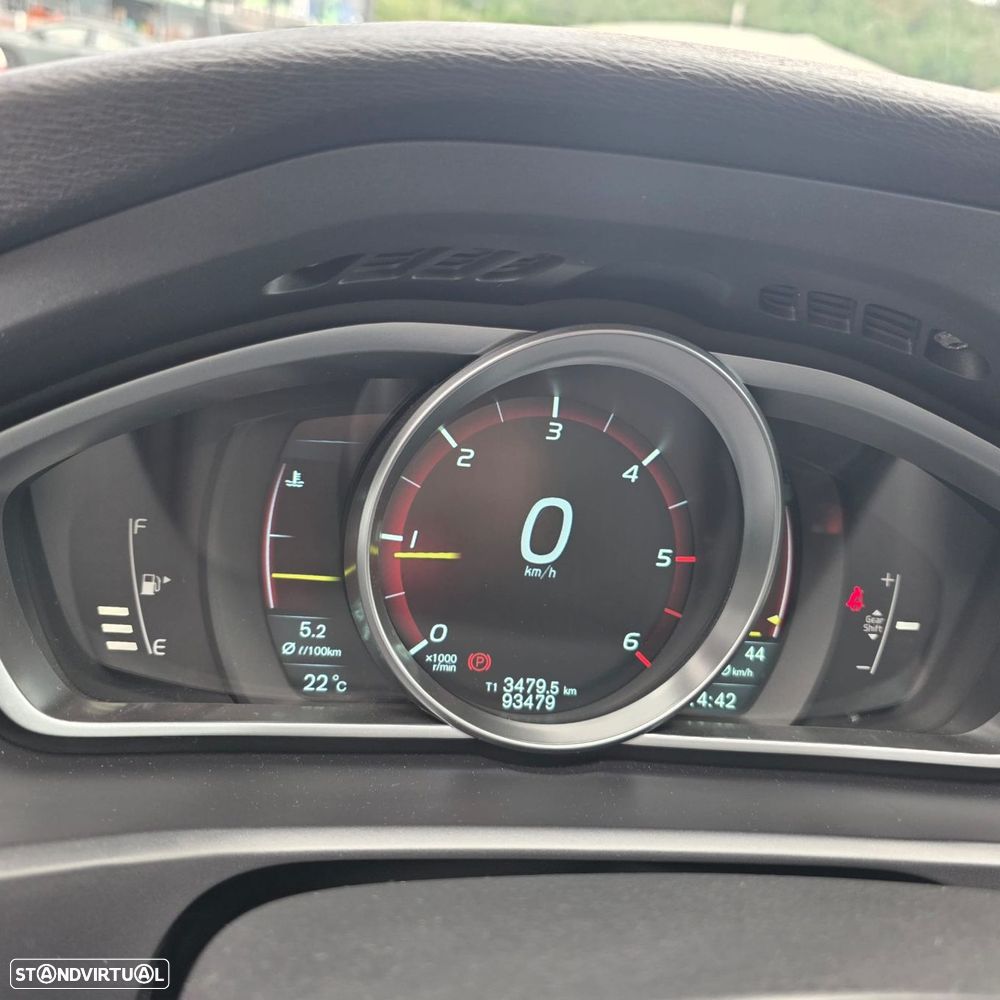 Volvo V40 1.6 D2 Momentum - 8