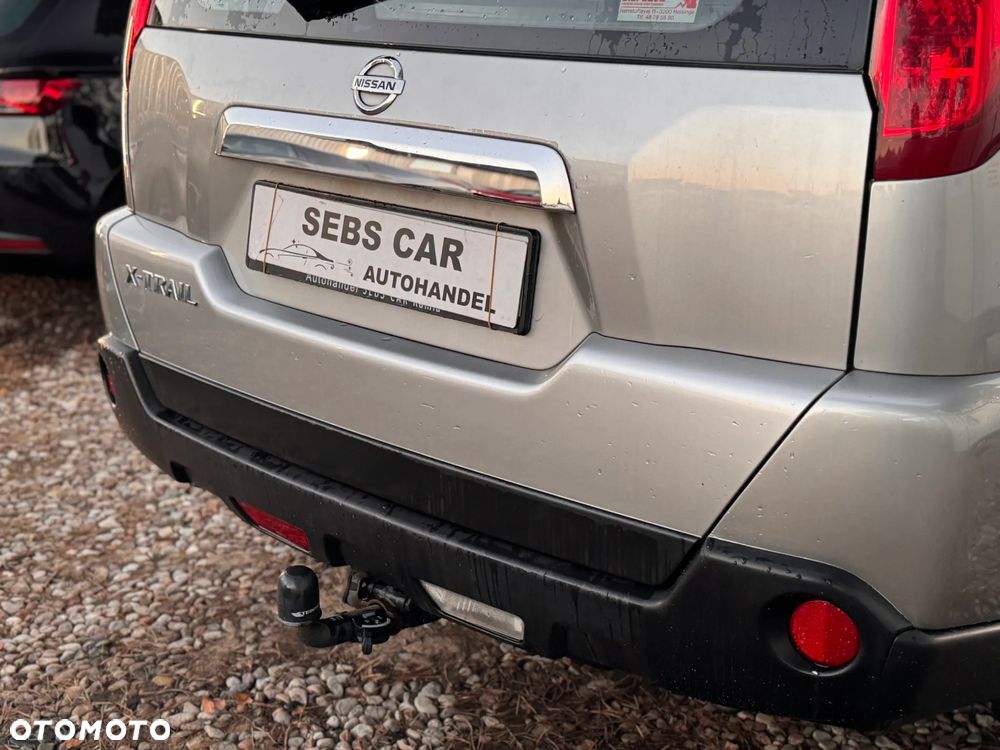 Nissan X-Trail 2.0 4x4 XE - 10