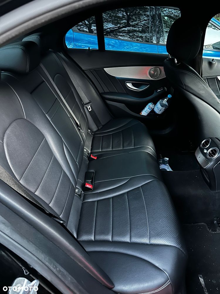 Mercedes-Benz Klasa C 200 4-Matic 9G-TRONIC - 15