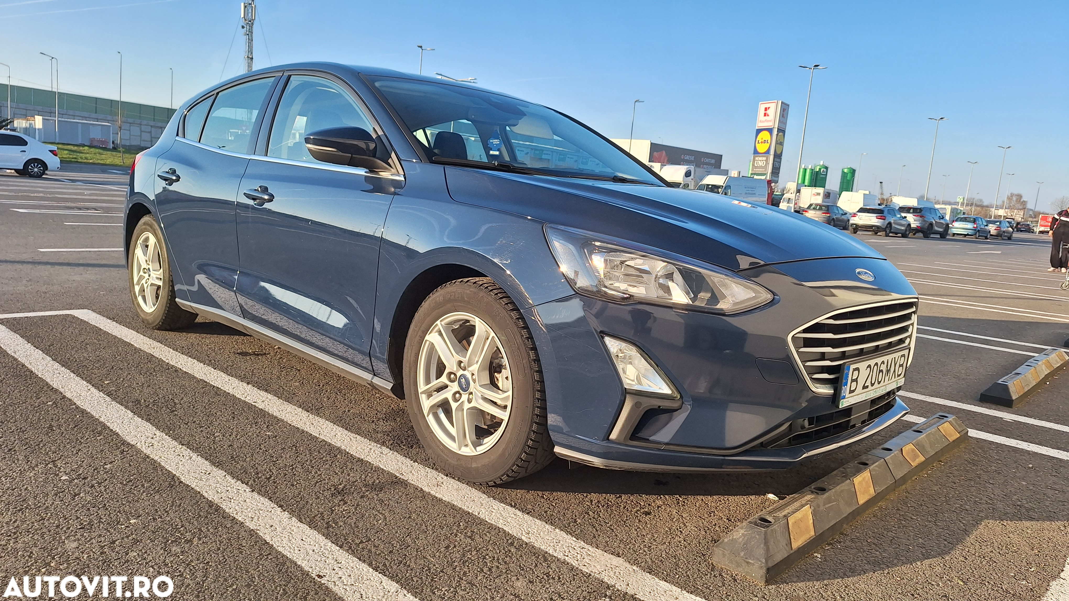 Ford Focus 1.0 EcoBoost Connected - 4