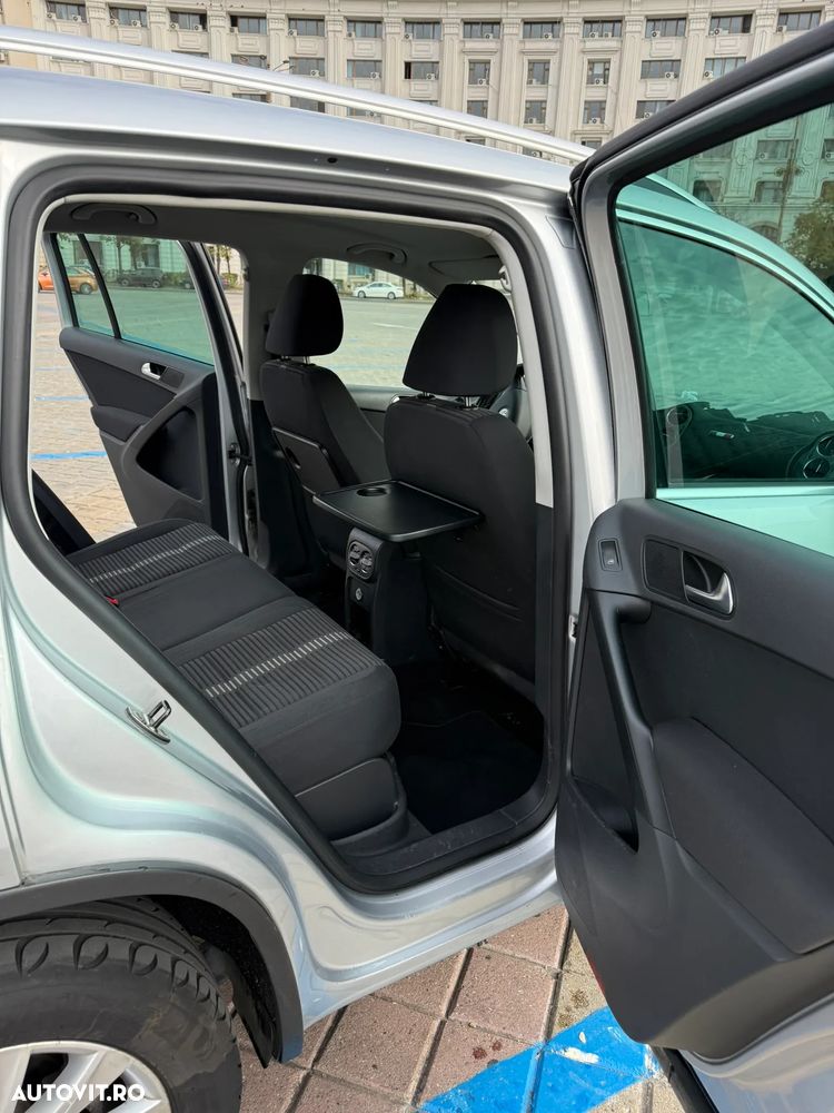 Volkswagen Tiguan - 9