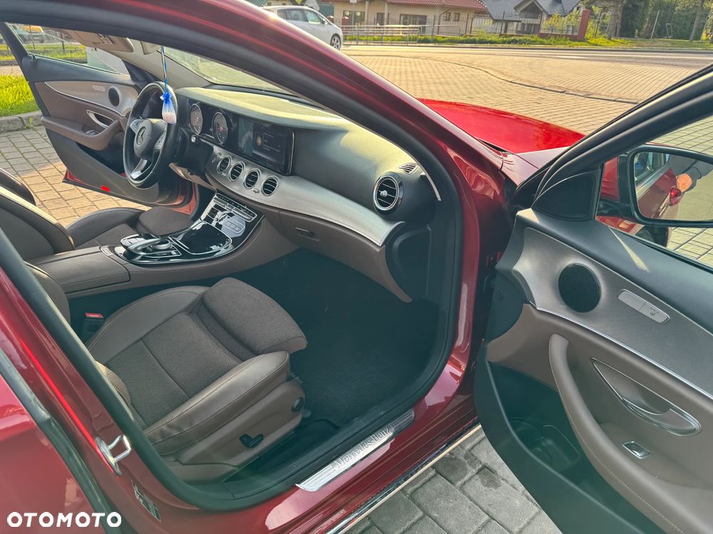 Mercedes-Benz Klasa E - 10