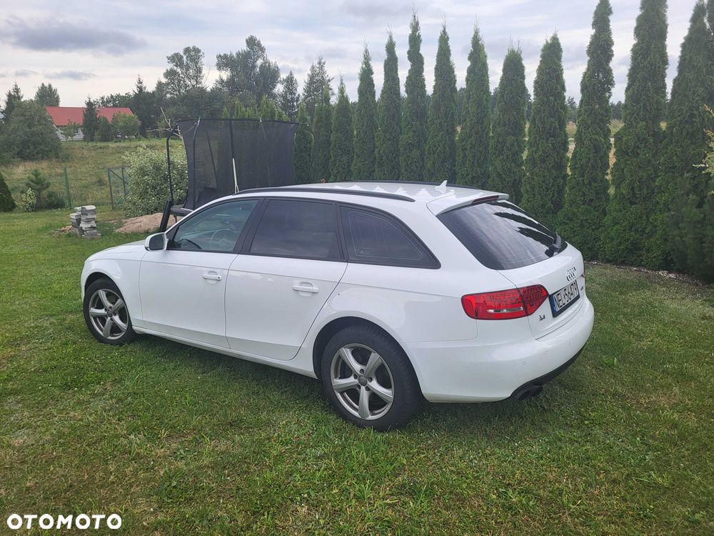 Audi A4 Avant - 5