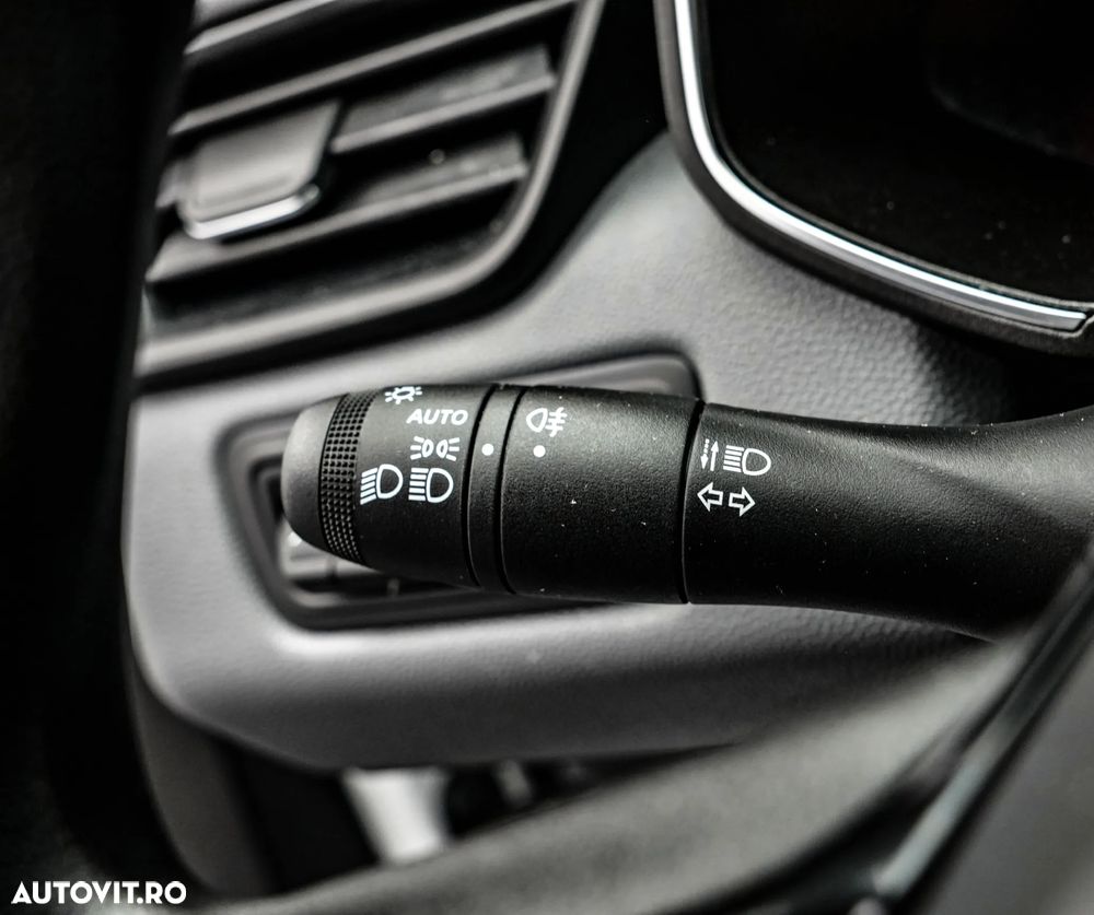 Renault Clio V 1.0 TCe 90 Equilibre - 20