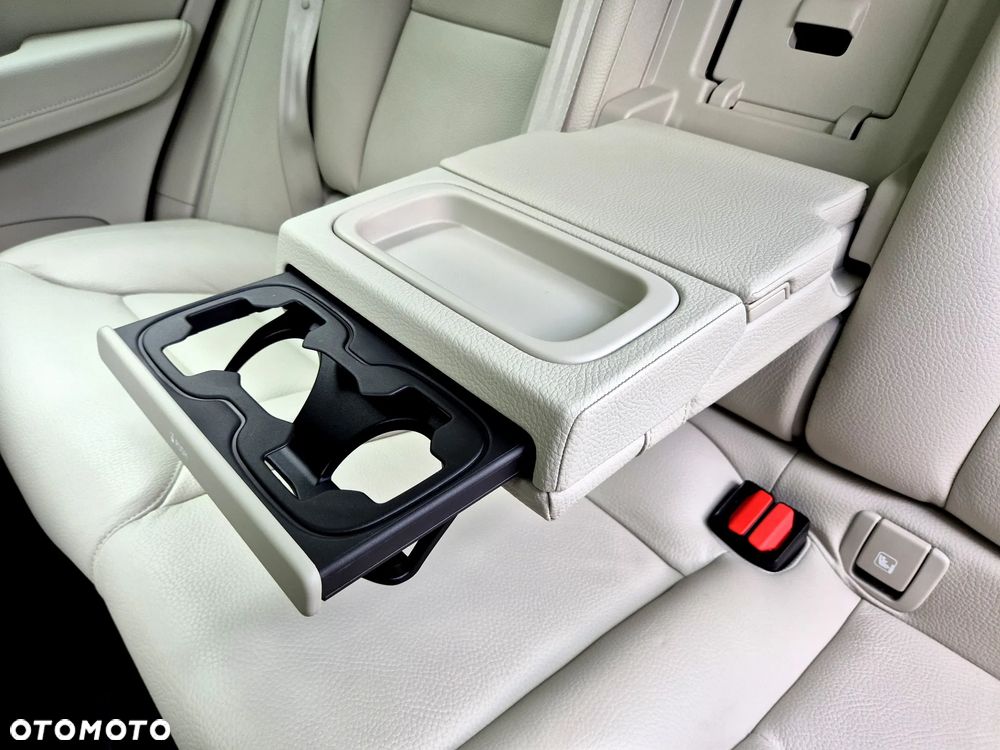 Volvo XC 60 B4 D Geartronic Inscription - 25