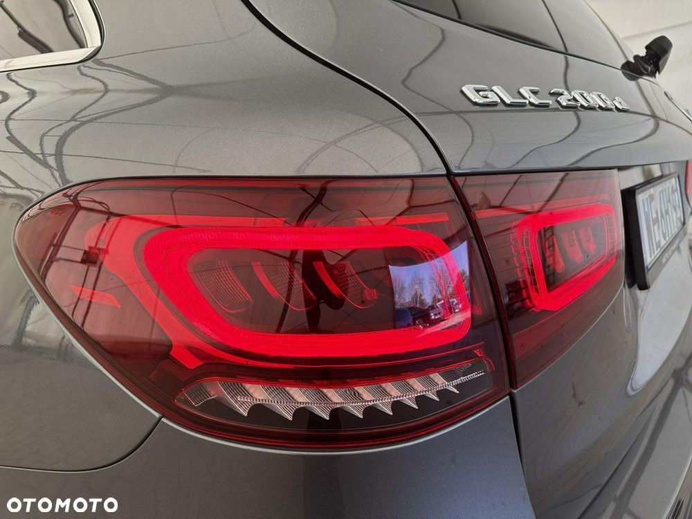 Mercedes-Benz GLC - 30