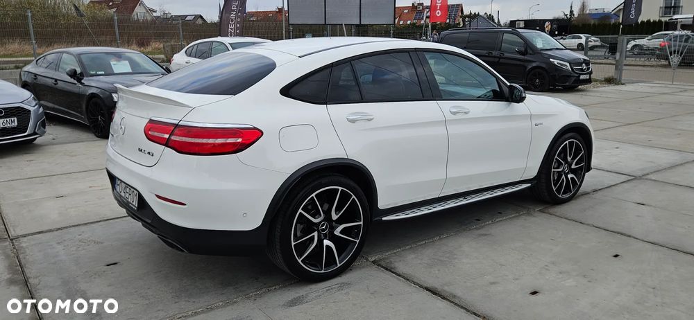 Mercedes-Benz GLC - 9
