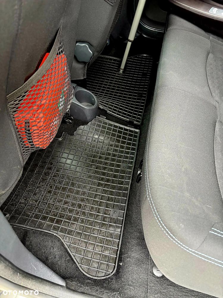 Dacia Dokker TCe 115 Stepway - 34