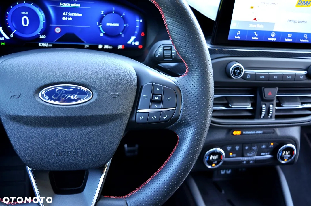 Ford Focus Turnier 1.5 EcoBlue Start-Stopp-System ST-LINE X - 28