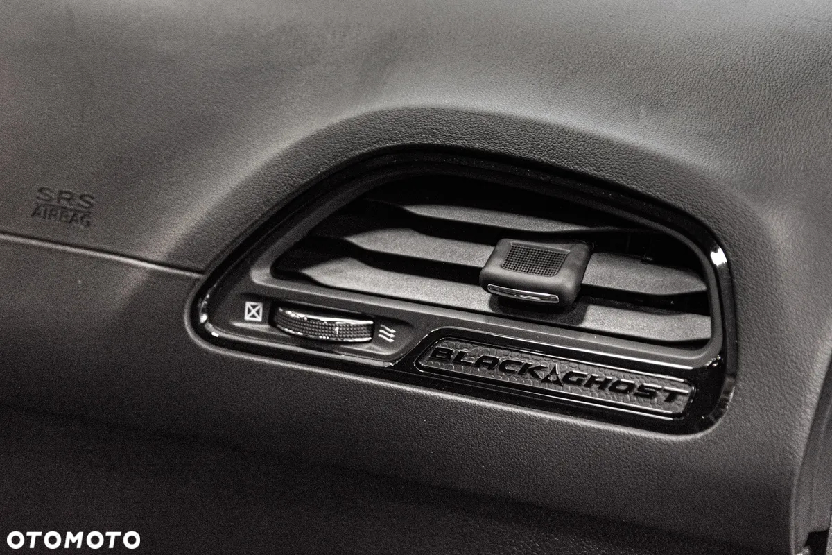 Dodge Challenger 6.2 Redeye Widebody - 20