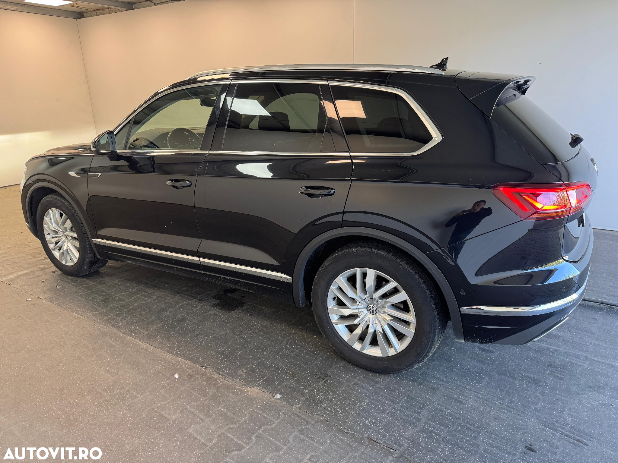 Volkswagen Touareg V6 TDI Elegance - 17