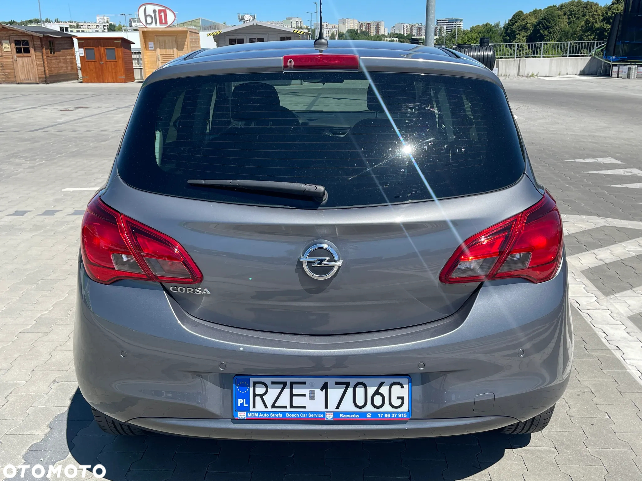 Opel Corsa 1.2 16V Enjoy - 8