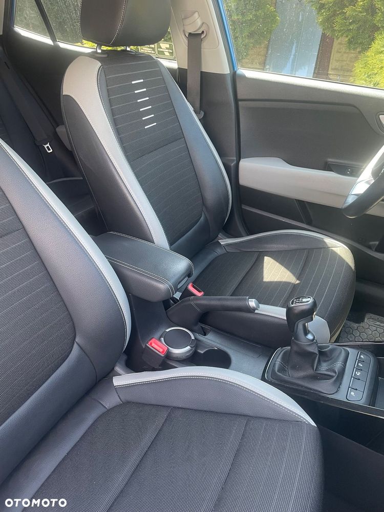 Kia Stonic 1.0 T-GDI L - 8