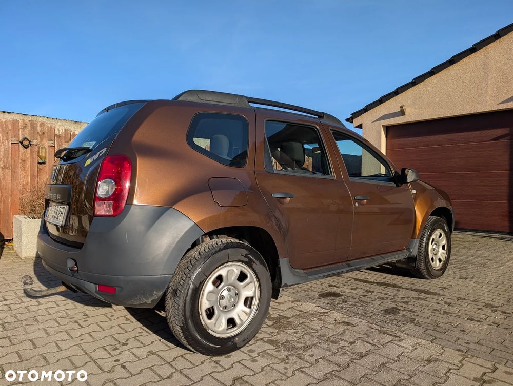 Dacia Duster 1.6 Laureate 4x4 - 12