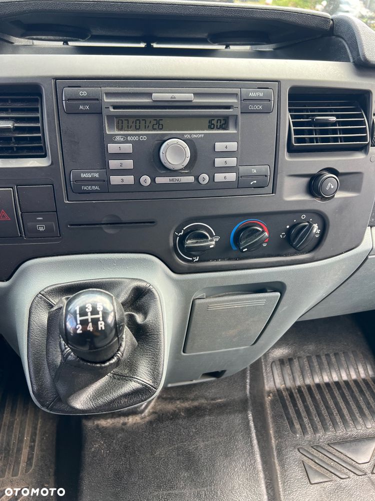 Ford Transit - 28
