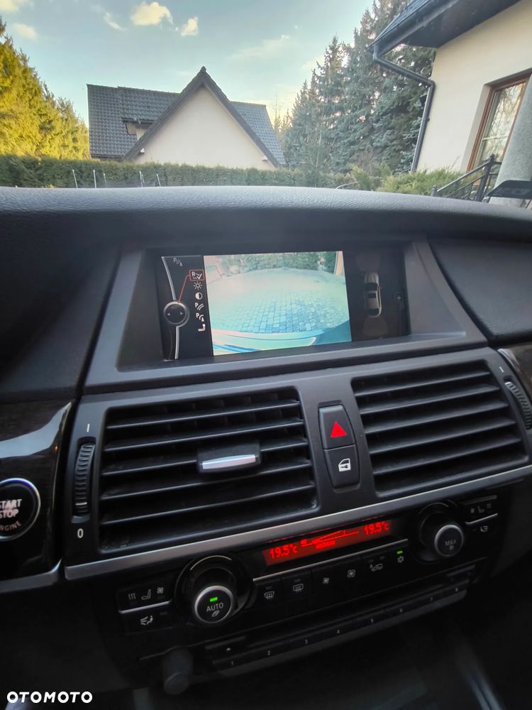 BMW X6 - 12