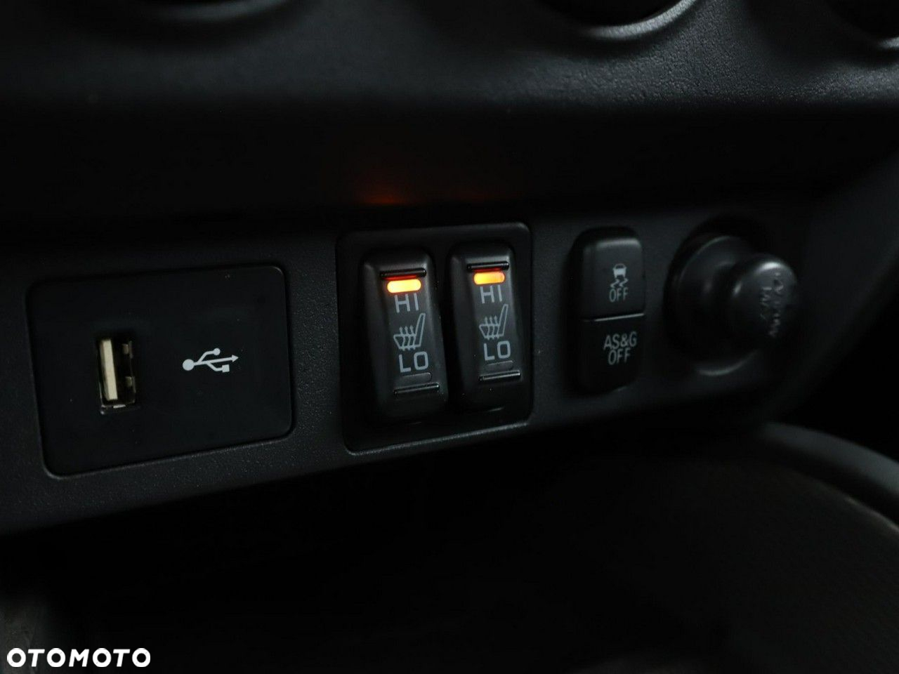 Mitsubishi ASX 1.6 2WD Edition 100+ - 26