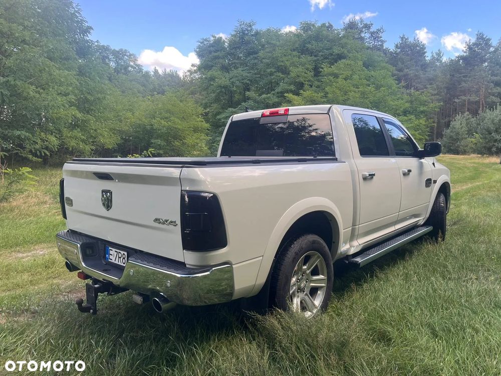 Dodge RAM 5.7 4x4 - 3