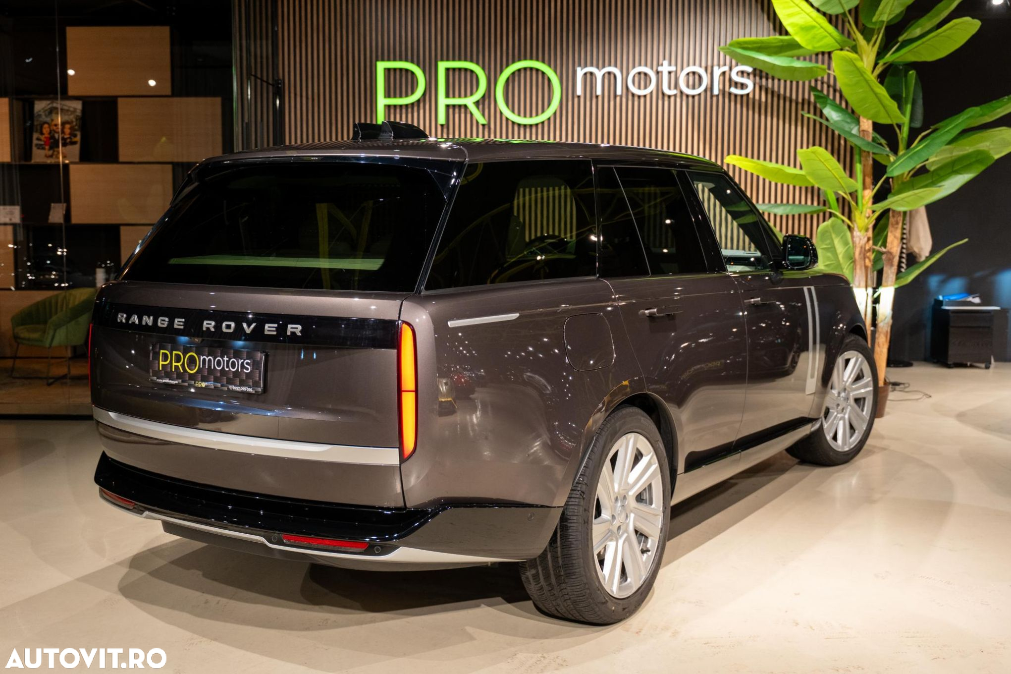 Land Rover Range Rover - 5