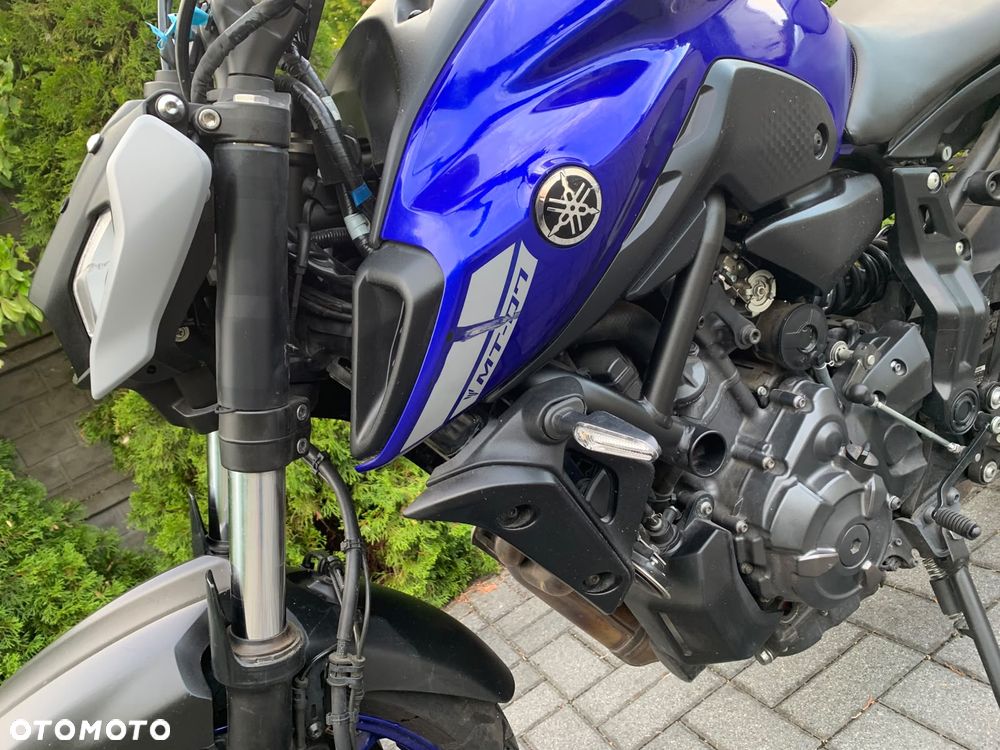 Yamaha MT - 3