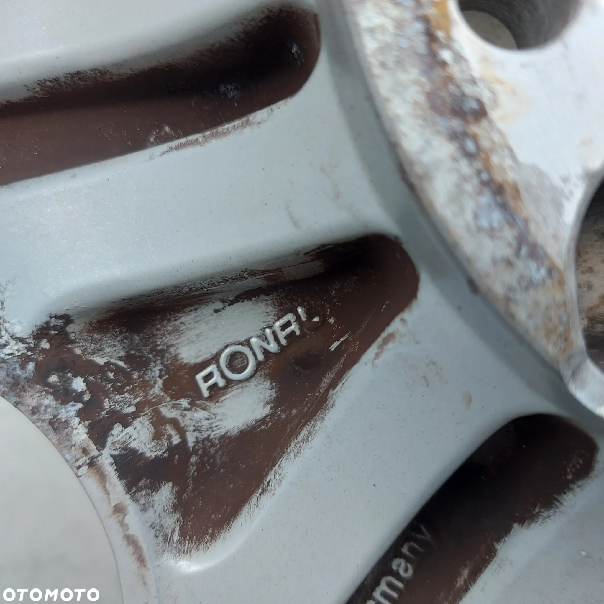 KOLA FELGI 15 KOMPLET CALOROCZNE MERCEDES E W210 ORYGINAL DEMONTAZ 2104010002 7JX15 ET 37 - 19