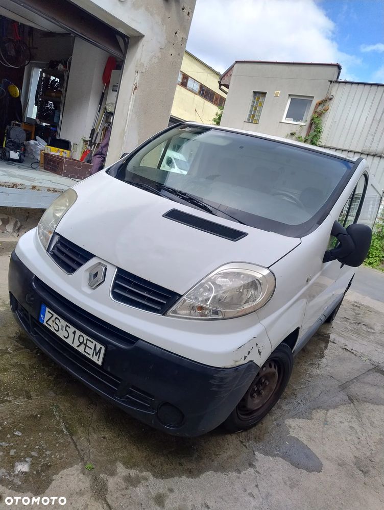 Renault Trafic - 1