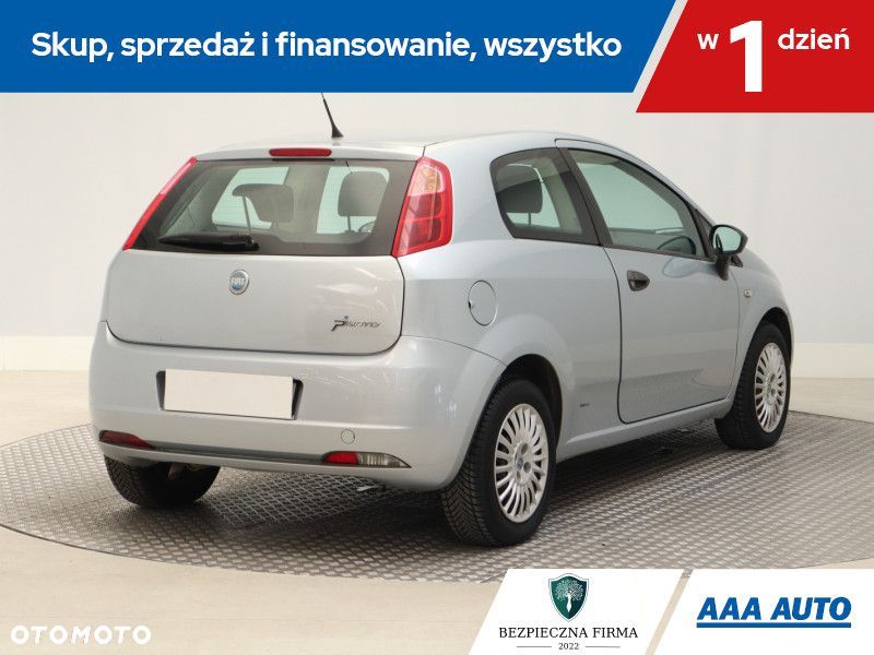 Fiat Grande Punto - 7