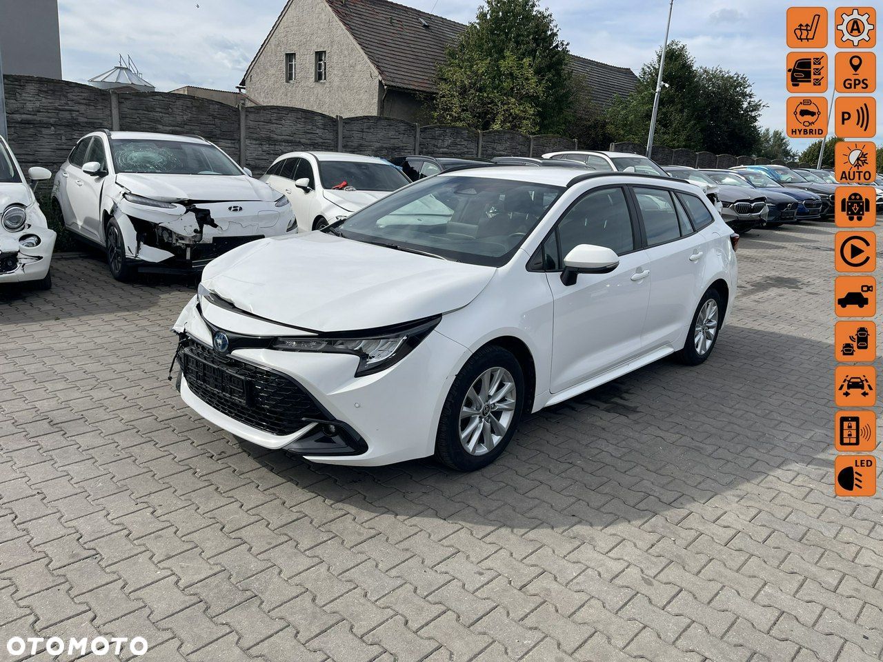 Toyota Corolla 1.8 Hybrid Touring Sports Comfort - 1