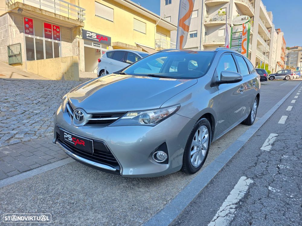 Toyota Auris Touring Sports 1.33 VVT-i Exclusive +Navi - 8