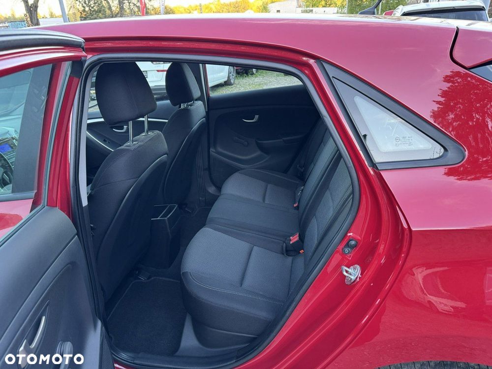 Hyundai i30 - 18