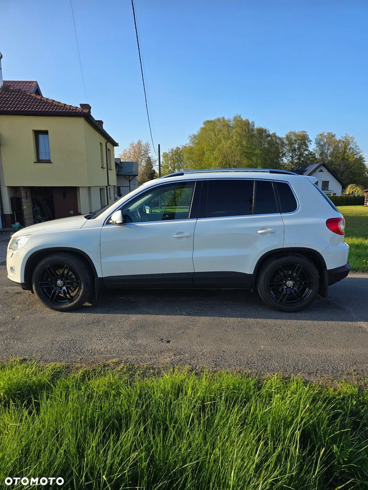 Volkswagen Tiguan - 6