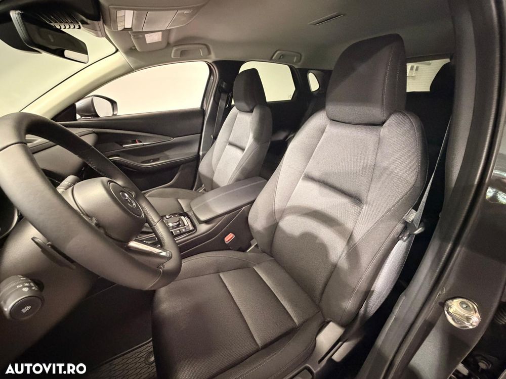 Mazda CX-30 e-SKYACTIV X186 AT MHEV Center-Line - 24