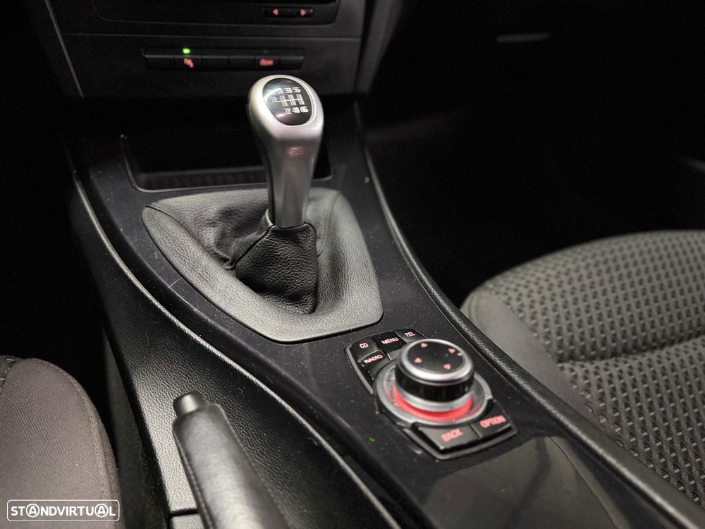 BMW 320 d DPF Edition Sport - 18