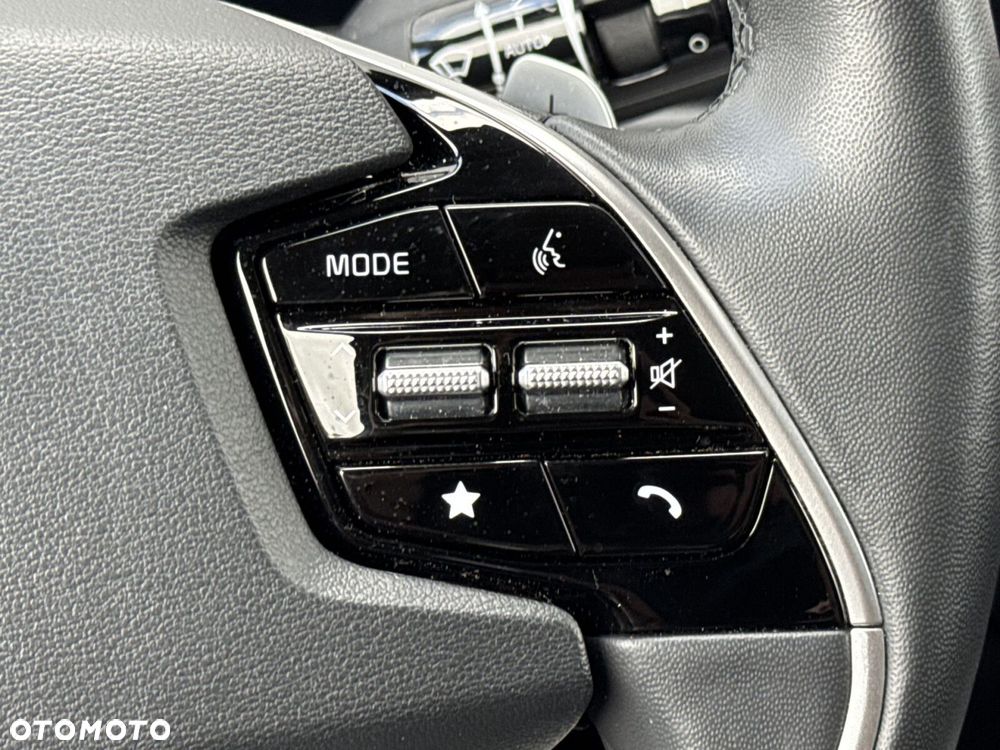 Kia Niro 1.6 GDI Hybrid Business Line - 24
