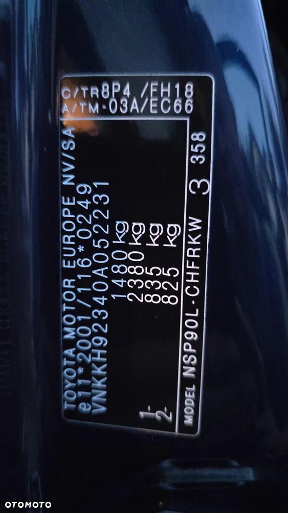 Toyota Yaris - 15
