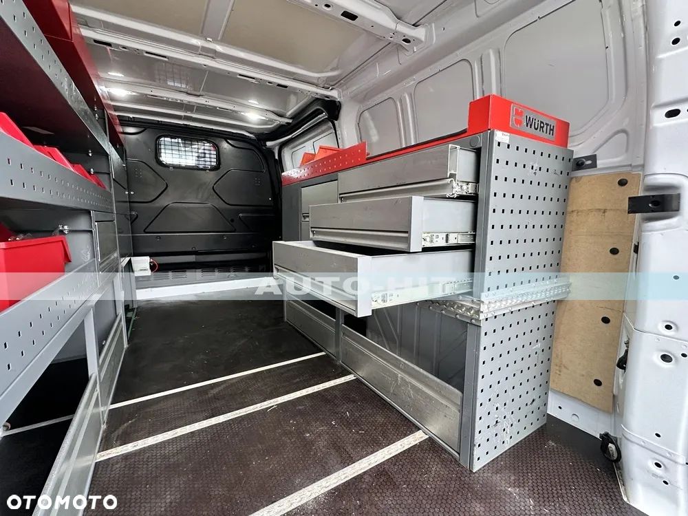 Ford Transit - 18