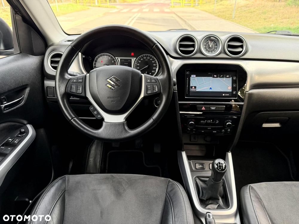 Suzuki Vitara 1.6 Premium 2WD - 21