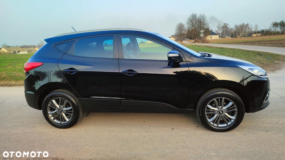 Hyundai ix35 blue 1.6 2WD Finale Gold - 14