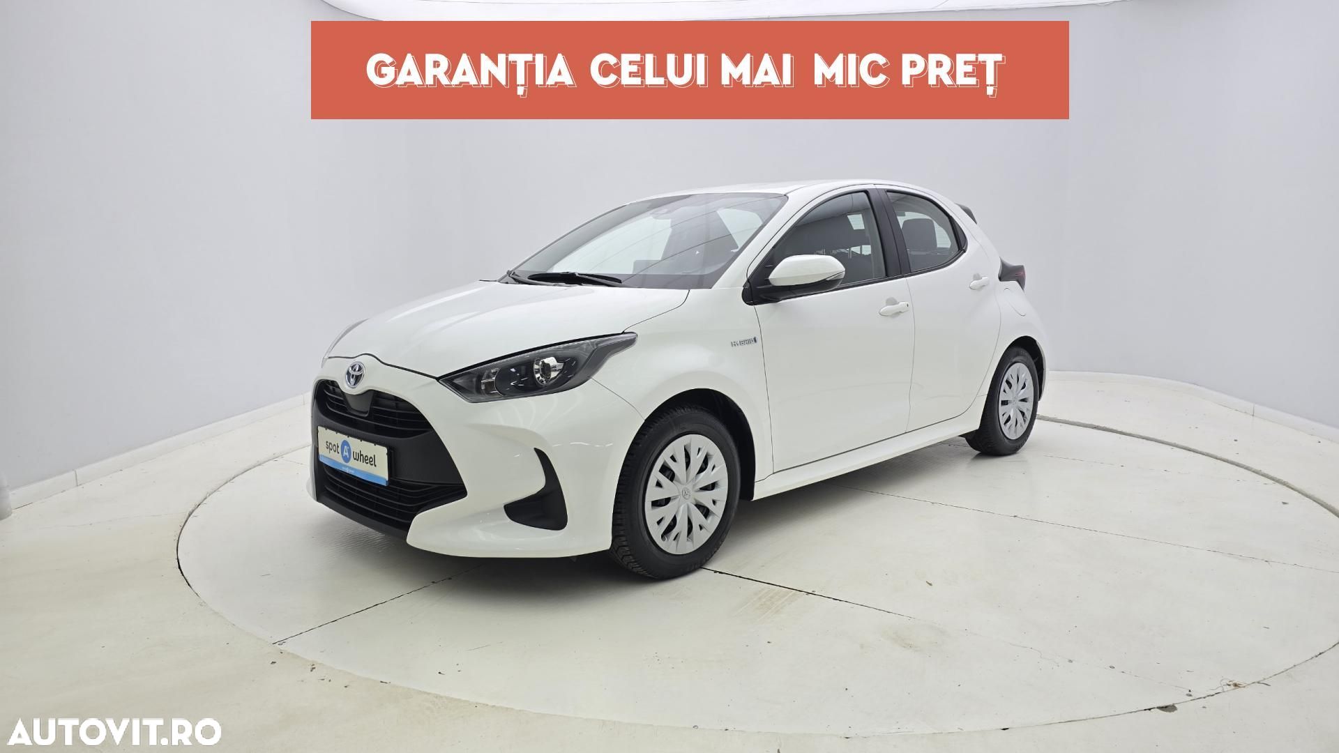 Toyota Yaris 1.5 VVT-i HSD Eco - 1