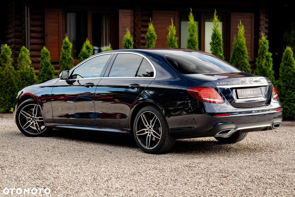Mercedes-Benz Klasa E 220 d 9G-TRONIC Exclusive - 12