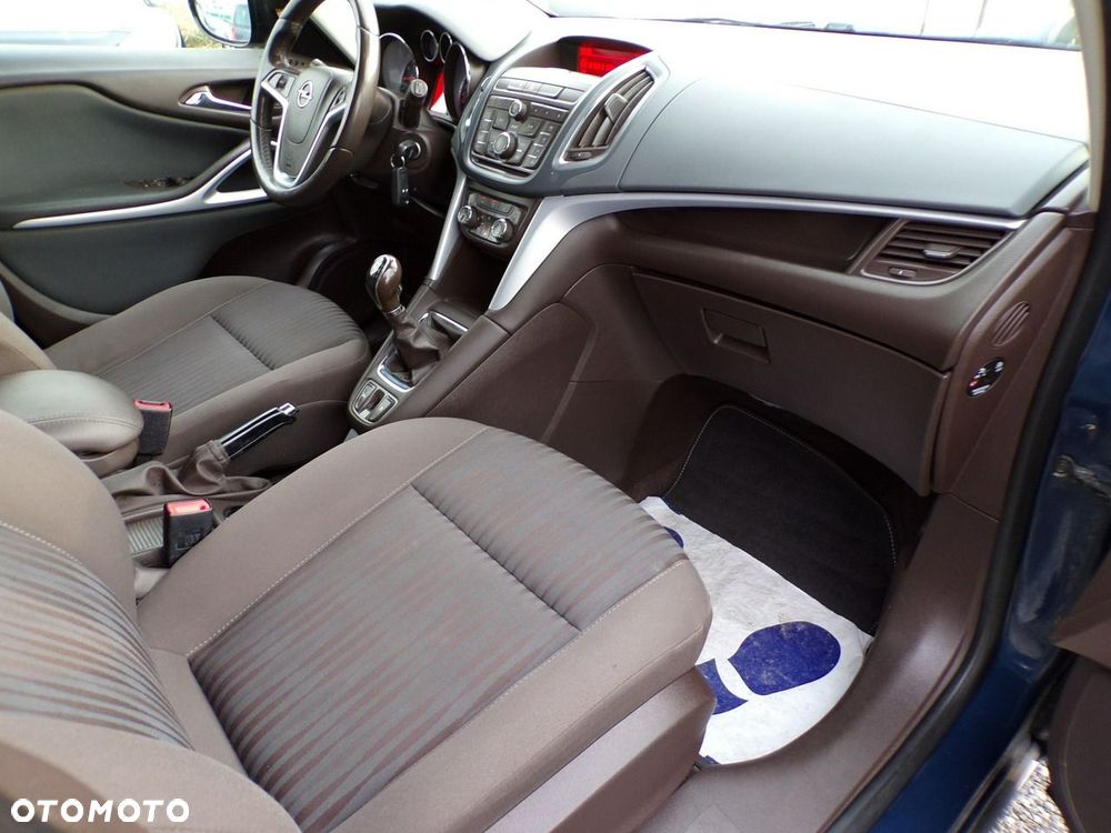 Opel Zafira - 29