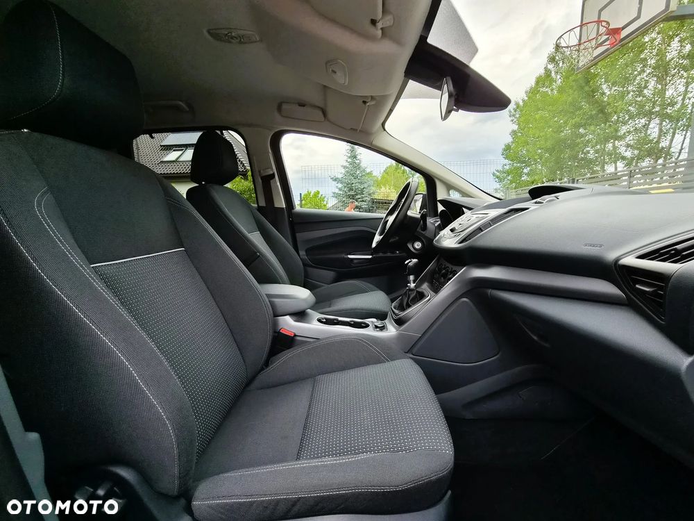Ford C-MAX - 11