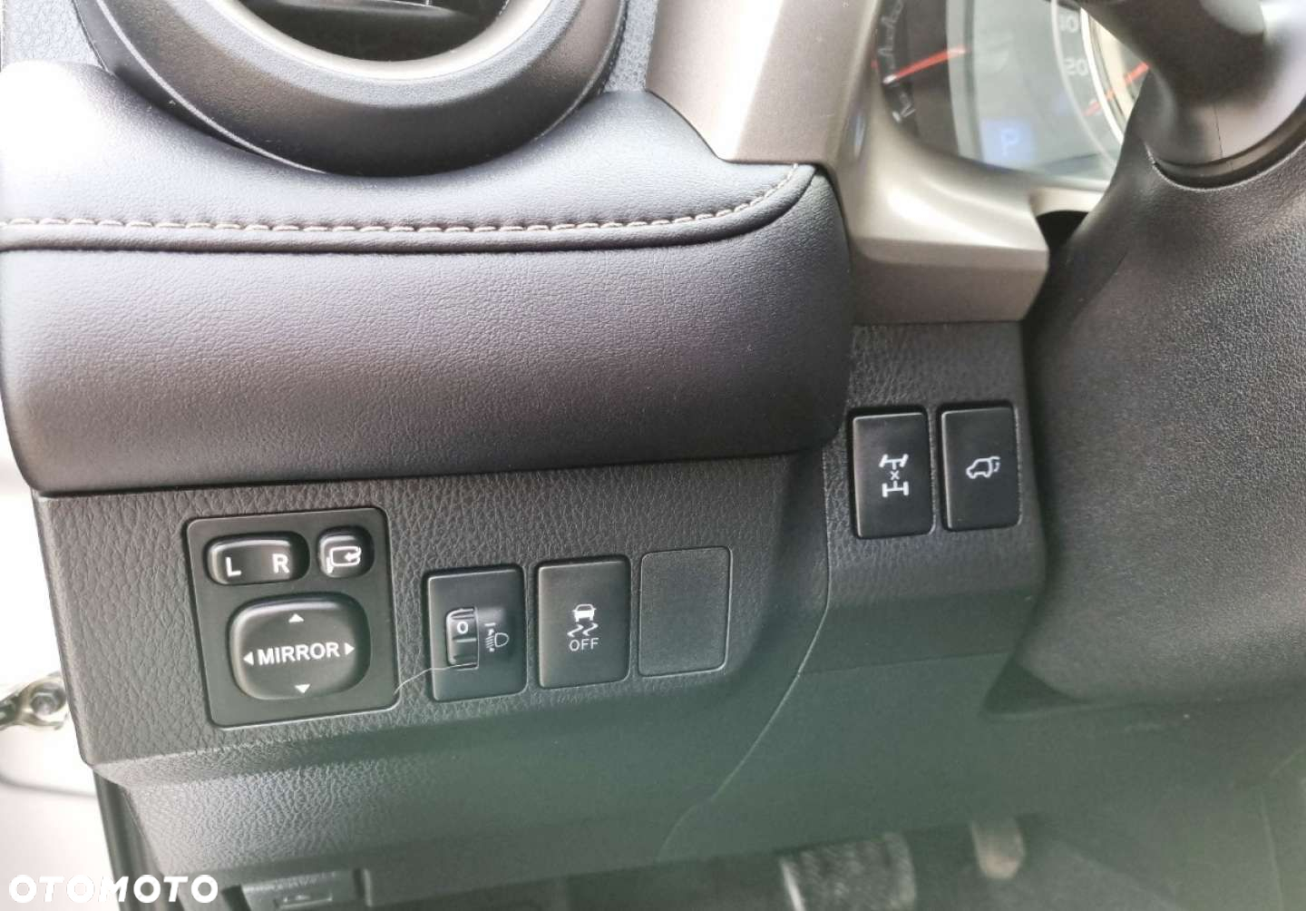 Toyota RAV4 - 12