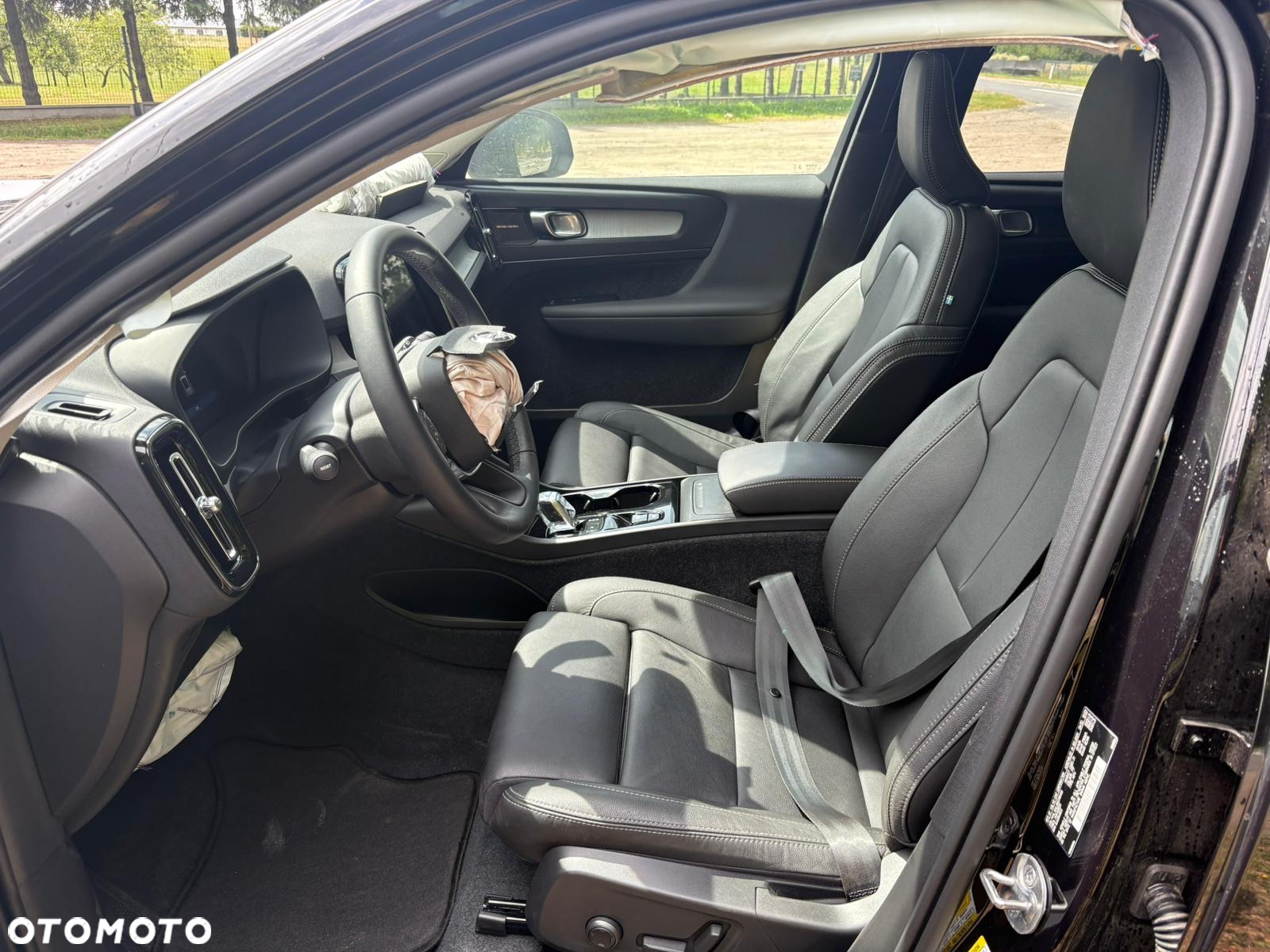 Volvo XC 40 B5 AWD Ultimate Dark - 20