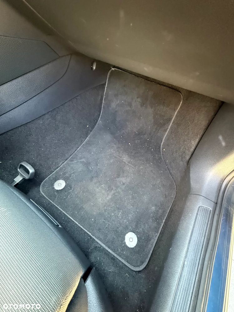 Volkswagen Golf 1.4 TSI BMT Highline DSG - 30