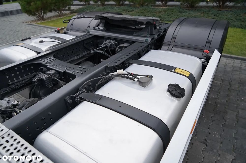 Mercedes-Benz ACTROS L 1851 / GIGA SPACE / RETARDER / 2022 R - 12