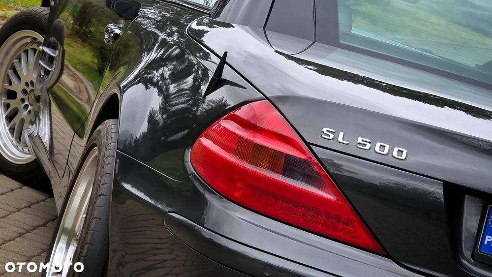 Mercedes-Benz SL - 15