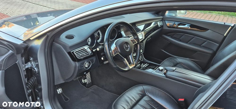Mercedes-Benz CLS 250 CDI DPF BlueEFFICIENCY 7G-TRONIC - 15
